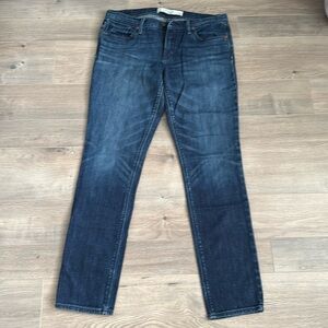 Size8 Abercrombie and Fitch jeans